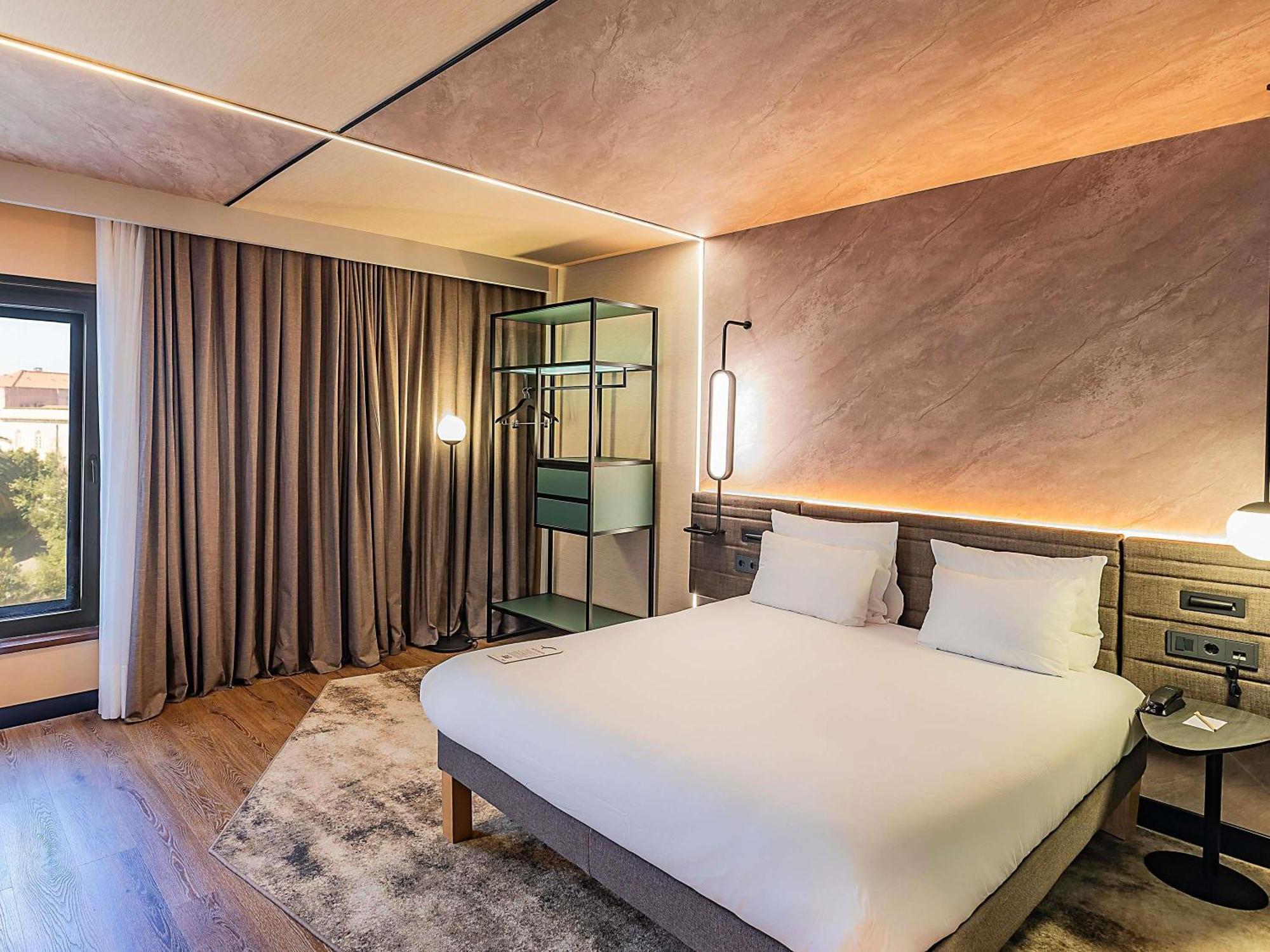 Novotel